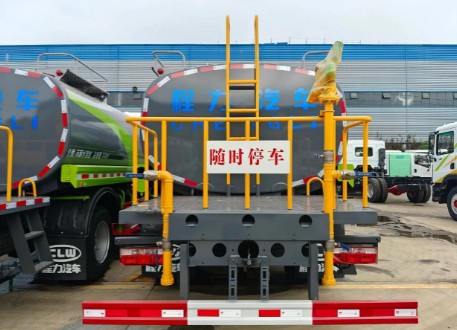 灑水車管道尺寸_灑水車主管道多粗_程力灑水車管道材質與工藝升級解析 灑水車管道尺寸_灑水車主管道多粗_程力灑水車管道材質與工藝升級解析